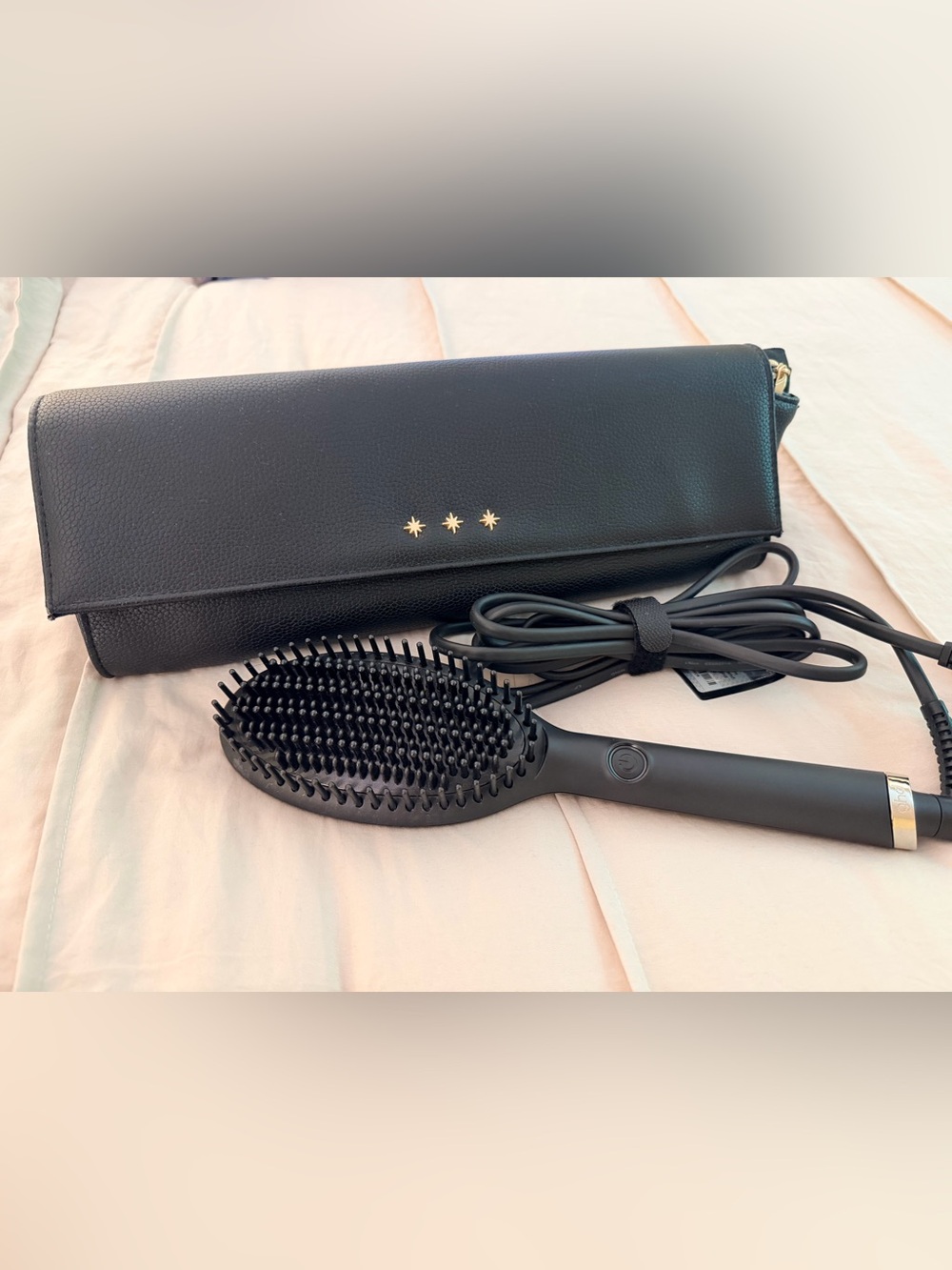 ghd Glide Professional Smoothing Hit Brush